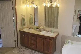 284 Waverly Ct, Fayetteville, PA 17222 - Photo 10