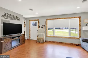 1 Lincoln Dr, Fayetteville, PA 17222 - Photo 4