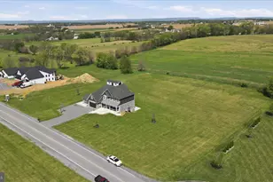 8011 Hidden Valley Ln, Waynesboro, PA 17268 - Photo 52