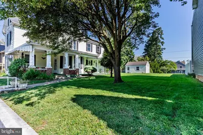 351 E E Catherine Street, Chambersburg, PA 17201 - Photo 2