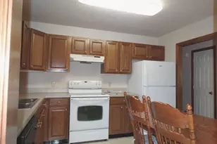 1572 Buttercup Dr, Chambersburg, PA 17202 - Photo 6