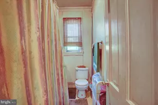 217 E Washington St, Chambersburg, PA 17201 - Photo 10