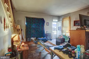217 E Washington St, Chambersburg, PA 17201 - Photo 6