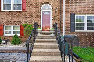 824 Woodlawn Dr, Chambersburg, PA 17201 - Photo 4