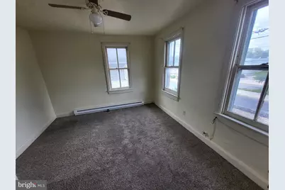 446 E Queen Street, Chambersburg, PA 17201 - Photo 14