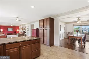 9361 Lindale Ave, Greencastle, PA 17225 - Photo 8
