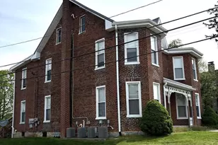 519 Nelson St, Chambersburg, PA 17201 - Photo 2