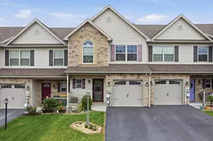 425 Tritle Ave, Waynesboro, PA 17268 - Photo 1
