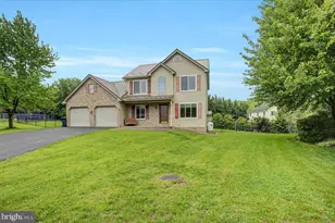 1772 Bell Ave, Chambersburg, PA 17202 - Photo 4
