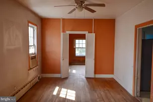 38 Cottage St, Waynesboro, PA 17268 - Photo 16