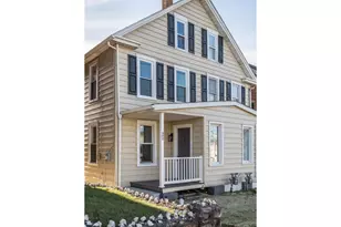 602 W Main St, Waynesboro, PA 17268 - Photo 1