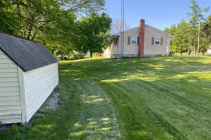 11176 Loop Rd, Fayetteville, PA 17222 - Photo 6