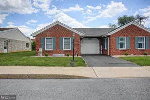 712 Marden Ave N, Shippensburg, PA 17257 - Photo 1