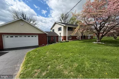 328 Wayburn Street, Greencastle, PA 17225 - Photo 2