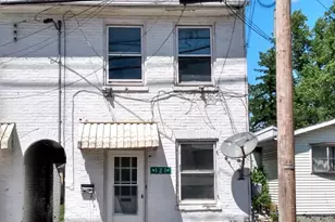 121 W King St, Chambersburg, PA 17201 - Photo 2
