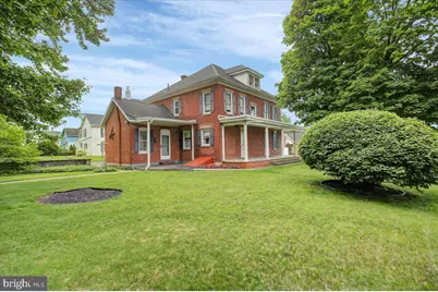 15788 Pennsylvania Avenue, State Line, PA 17263 - Photo 2