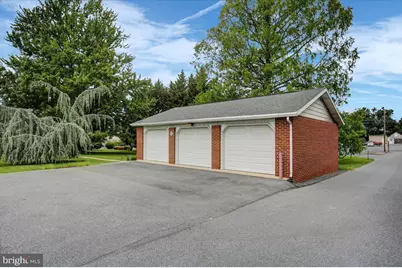 15788 Pennsylvania Avenue, State Line, PA 17263 - Photo 12