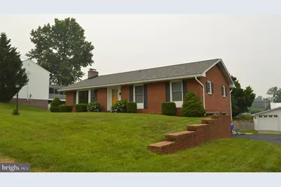 328 Antietam Drive, Waynesboro, PA 17268 - Photo 2