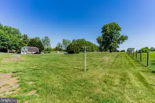 274 Cherry Ln Dr, Chambersburg, PA 17202 - Photo 6