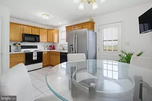 3744 Mountain Shadow Cir, Fayetteville, PA 17222 - Photo 16