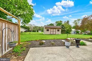 2248 Philadelphia Ave, Chambersburg, PA 17201 - Photo 4