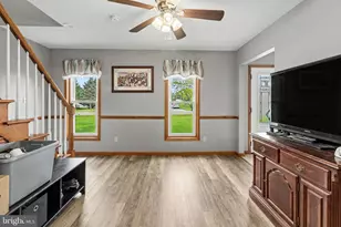 3750 Manor Ln, Chambersburg, PA 17202 - Photo 8