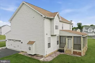 1671 Raven Dr N, Chambersburg, PA 17202 - Photo 48