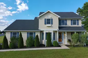631 Eric Dr, Shippensburg, PA 17257 - Photo 2