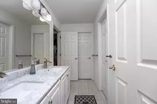 2384 Castlegreen Dr, Greencastle, PA 17225 - Photo 56