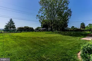 17 Kensington Dr, Chambersburg, PA 17201 - Photo 16