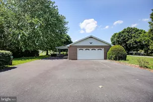 9699 Possum Hollow Rd, Shippensburg, PA 17257 - Photo 4