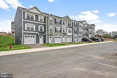 855 Setting Sun Ln, Chambersburg, PA 17201 - Photo 1