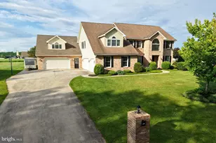 4171 Fletcher Dr, Greencastle, PA 17225 - Photo 1