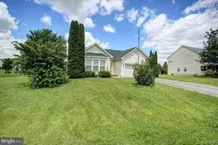 2849 Galaxy Dr, Chambersburg, PA 17202 - Photo 2