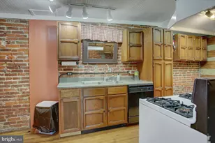 118 N Carlisle St, Greencastle, PA 17225 - Photo 16