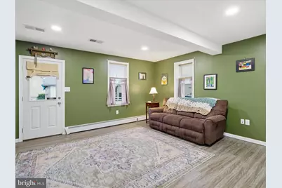 128 E Madison Street, Greencastle, PA 17225 - Photo 8