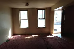 139 W 2nd St, Waynesboro, PA 17268 - Photo 2