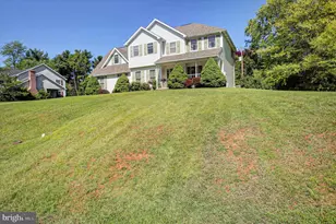 109 Pugh Dr, Shippensburg, PA 17257 - Photo 4