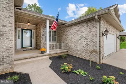 7025 Augusta National, Fayetteville, PA 17222 - Photo 2
