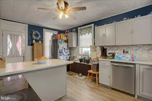 233 Cleveland Ave, Waynesboro, PA 17268 - Photo 14