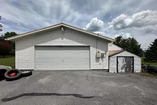 831 Fairview Ave, Waynesboro, PA 17268 - Photo 16