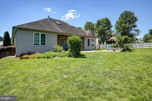 1983 Farmall Dr, Greencastle, PA 17225 - Photo 40