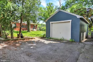 439 S 8th St, Chambersburg, PA 17201 - Photo 20