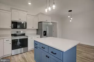 695 Karvois Ct, Chambersburg, PA 17202 - Photo 16