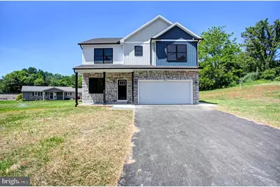 695 Karvois Court, Chambersburg, PA 17202 - Photo 2