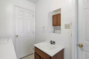 1741 Wisteria Dr, Chambersburg, PA 17202 - Photo 16