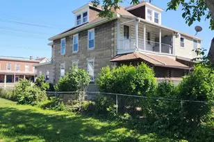 615 S 2nd St, Chambersburg, PA 17201 - Photo 2