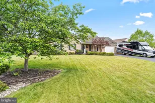 10025 Jasper Dr, Greencastle, PA 17225 - Photo 2