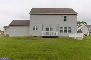 174 Paradise View Dr, Greencastle, PA 17263 - Photo 4