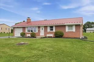 12264 Malissa Dr, Greencastle, PA 17225 - Photo 2
